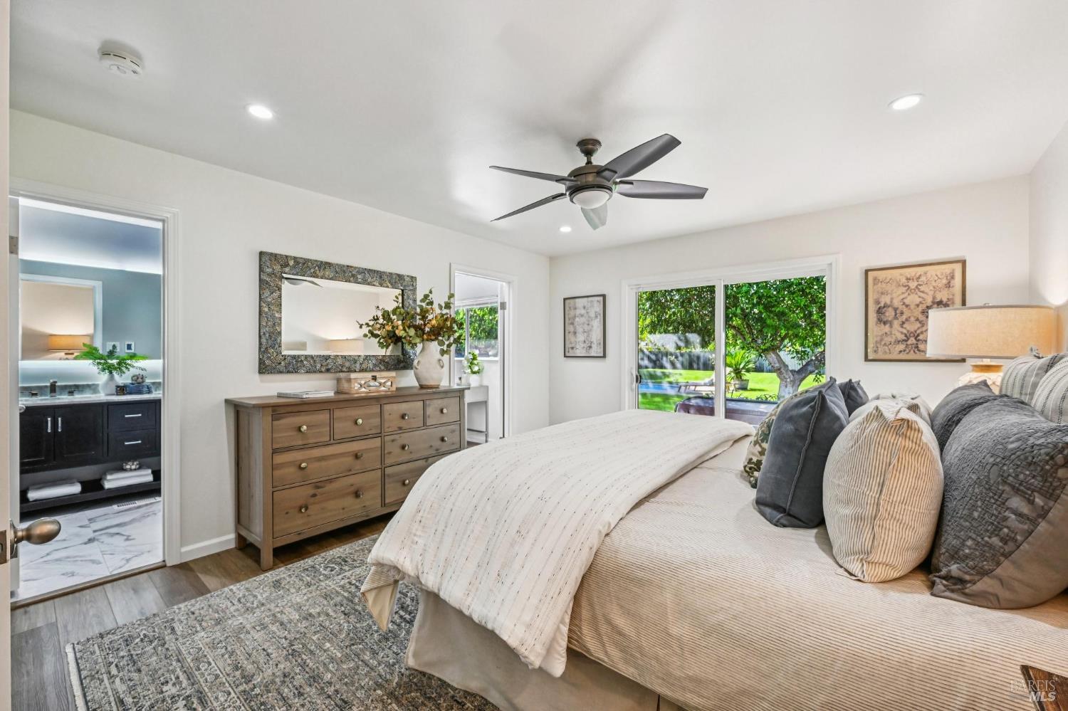 1459 Jahn Drive Santa Rosa CA 95401