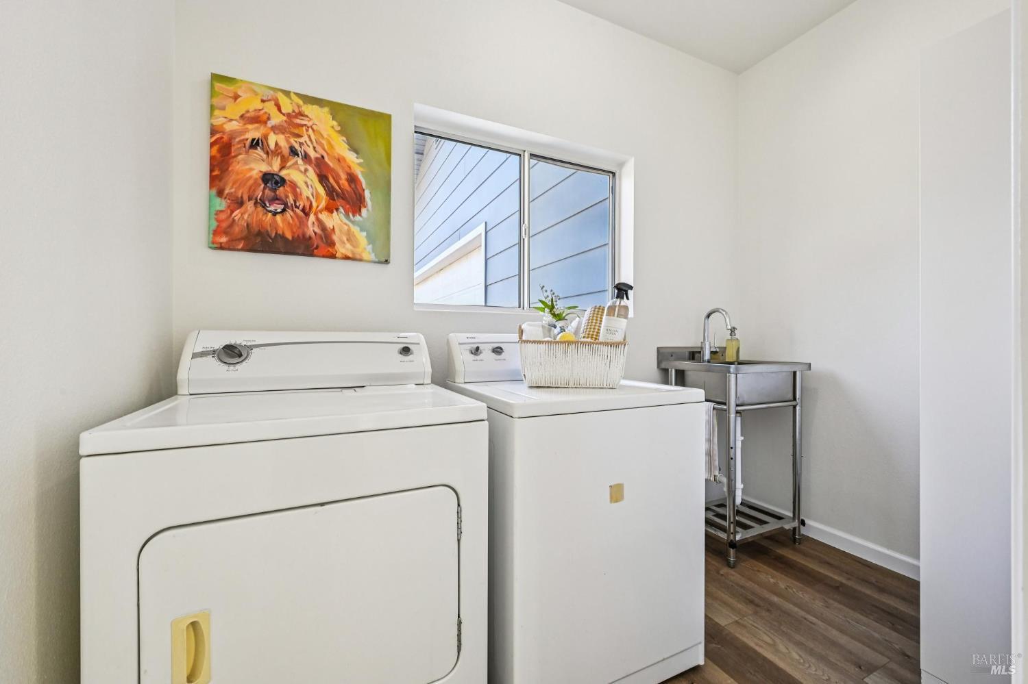 1459 Jahn Drive Santa Rosa CA 95401