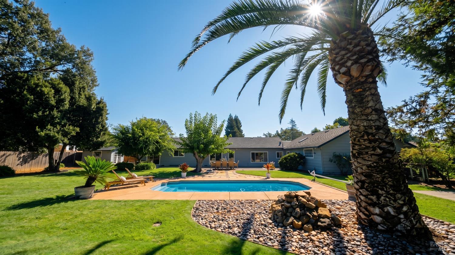 1459 Jahn Drive Santa Rosa CA 95401