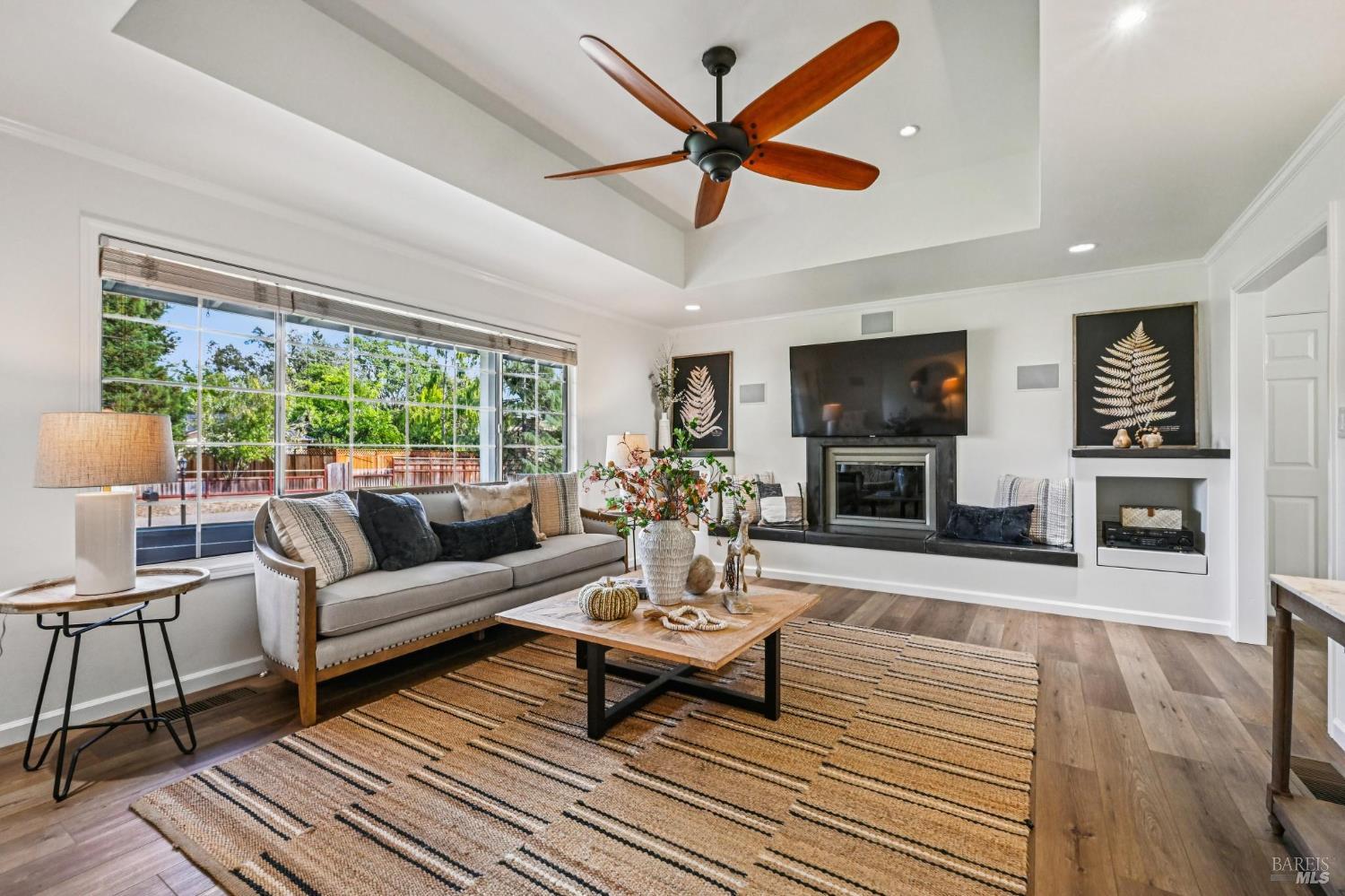 1459 Jahn Drive Santa Rosa CA 95401