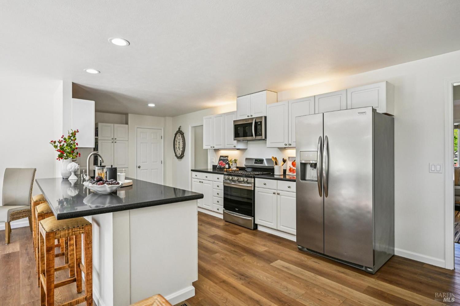 1459 Jahn Drive Santa Rosa CA 95401