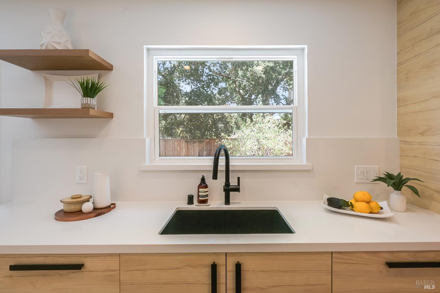 153 Fairview Lane Sonoma CA 95476