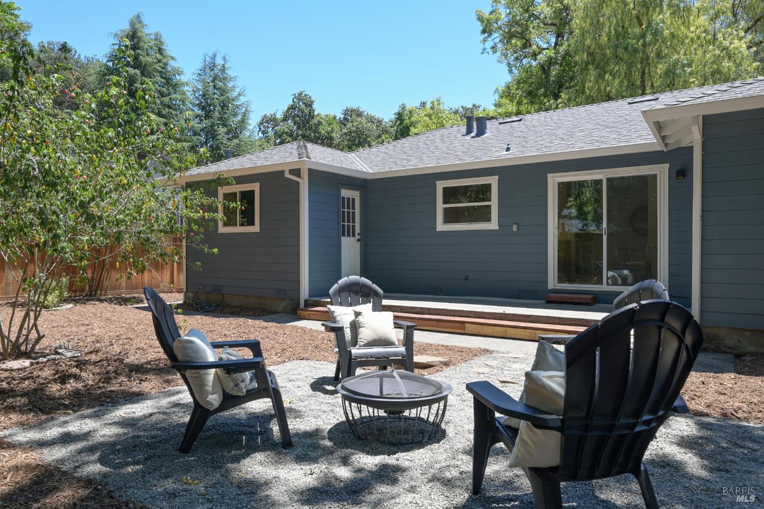 153 Fairview Lane Sonoma CA 95476