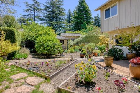 56 Santa Ynez Circle Novato CA 94947