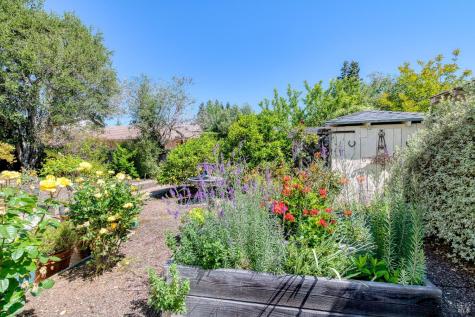 56 Santa Ynez Circle Novato CA 94947