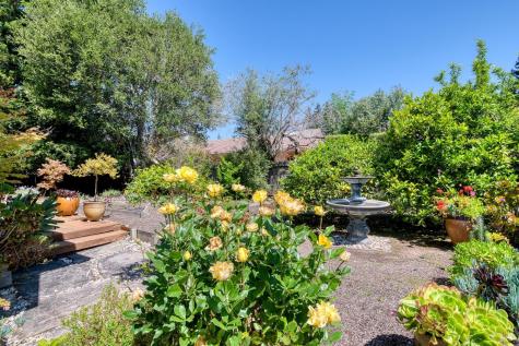 56 Santa Ynez Circle Novato CA 94947