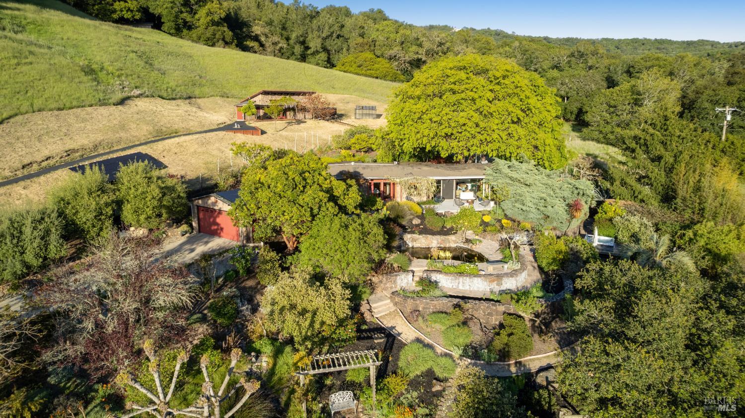 6960 Round Oak Road Penngrove CA 94951