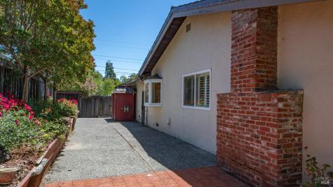 31 Briarwood Drive San Rafael CA 94901