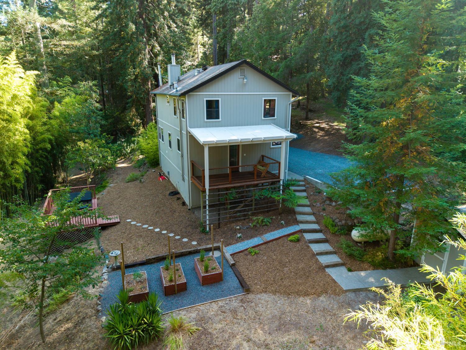 2132 Green Hill Road Sebastopol CA 95472