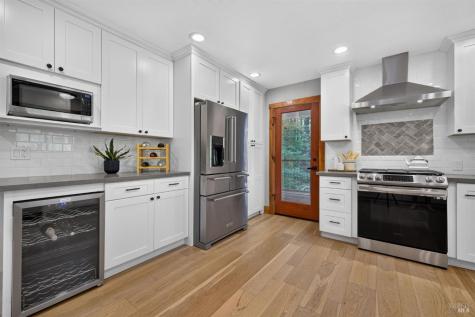 2132 Green Hill Road Sebastopol CA 95472