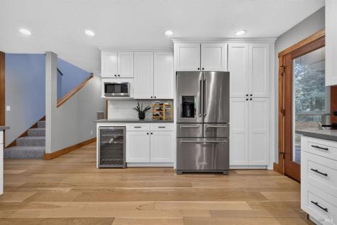 2132 Green Hill Road Sebastopol CA 95472