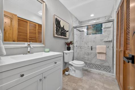 2132 Green Hill Road Sebastopol CA 95472