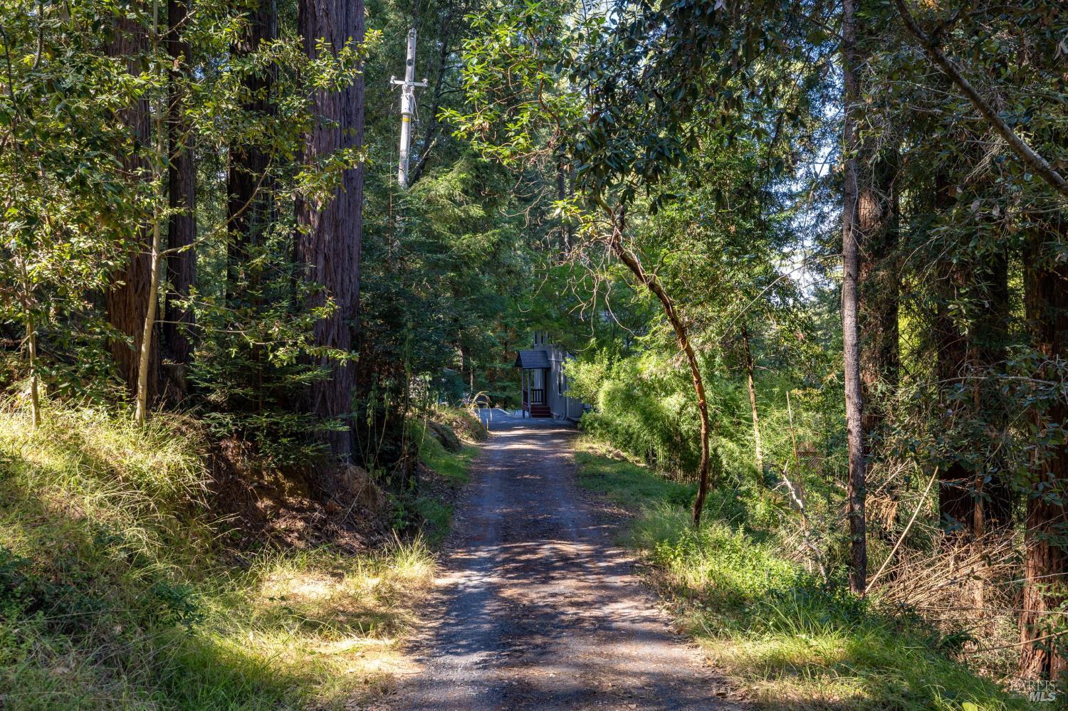 2132 Green Hill Road Sebastopol CA 95472