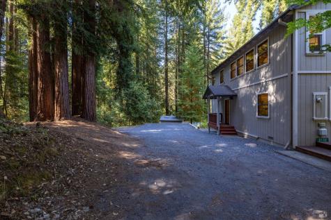 2132 Green Hill Road Sebastopol CA 95472