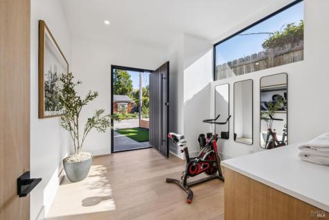 30 Juno Road Tiburon CA 94920