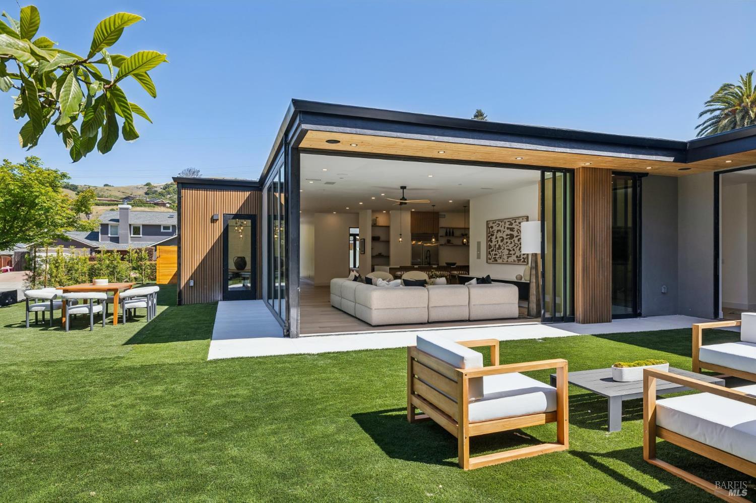 30 Juno Road Tiburon CA 94920