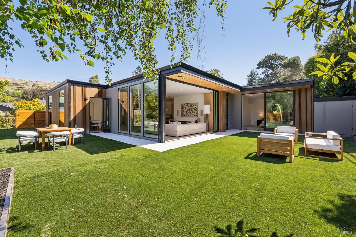30 Juno Road Tiburon CA 94920
