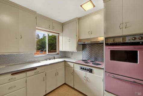 677-A Petaluma Avenue Sonoma CA 95476