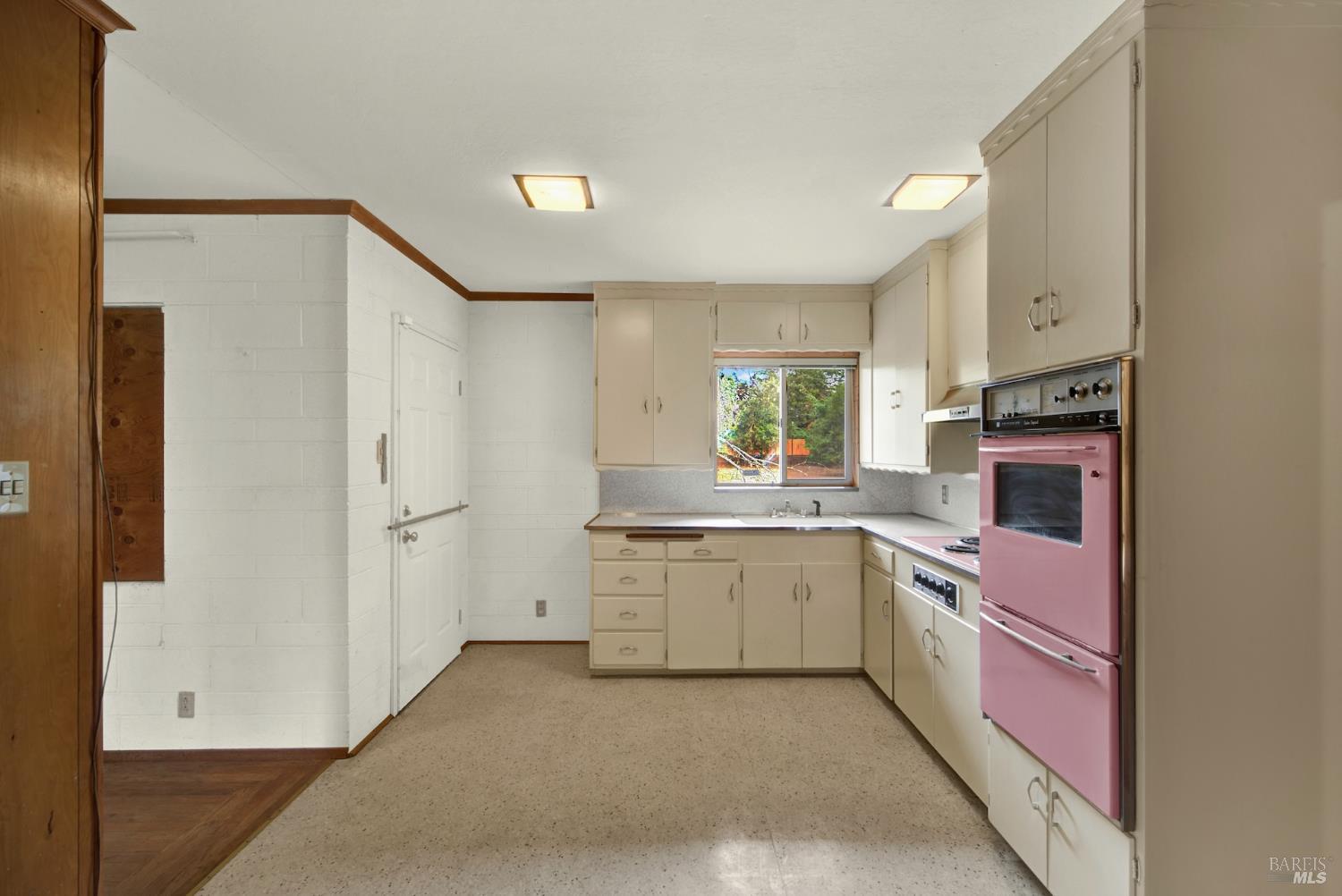 677-A Petaluma Avenue Sonoma CA 95476