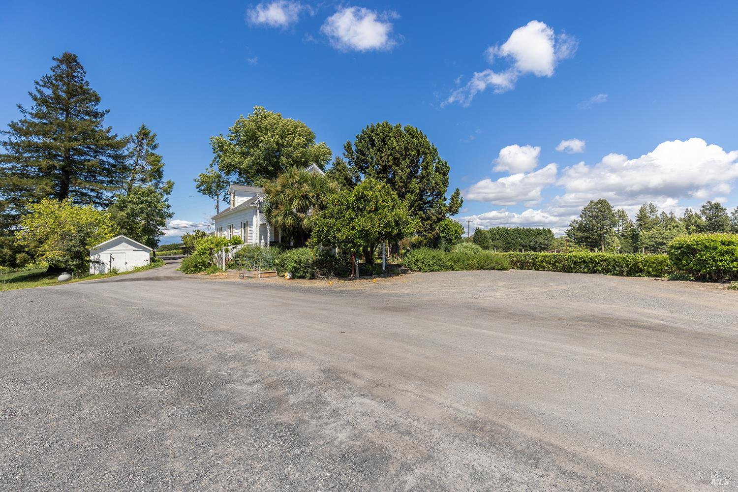 14640 Morelli Lane Sebastopol CA 95472