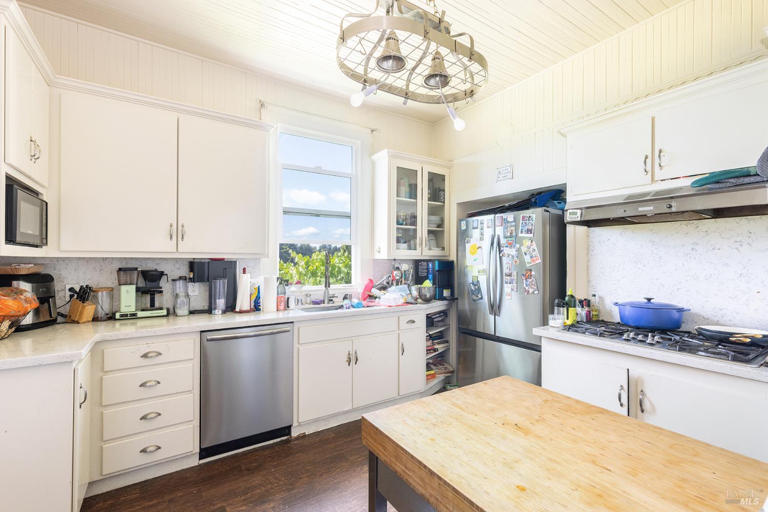 14640 Morelli Lane Sebastopol CA 95472