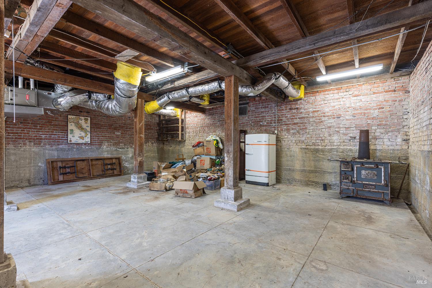14640 Morelli Lane Sebastopol CA 95472