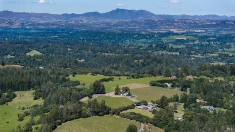 14640 Morelli Lane Sebastopol CA 95472