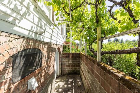 14640 Morelli Lane Sebastopol CA 95472