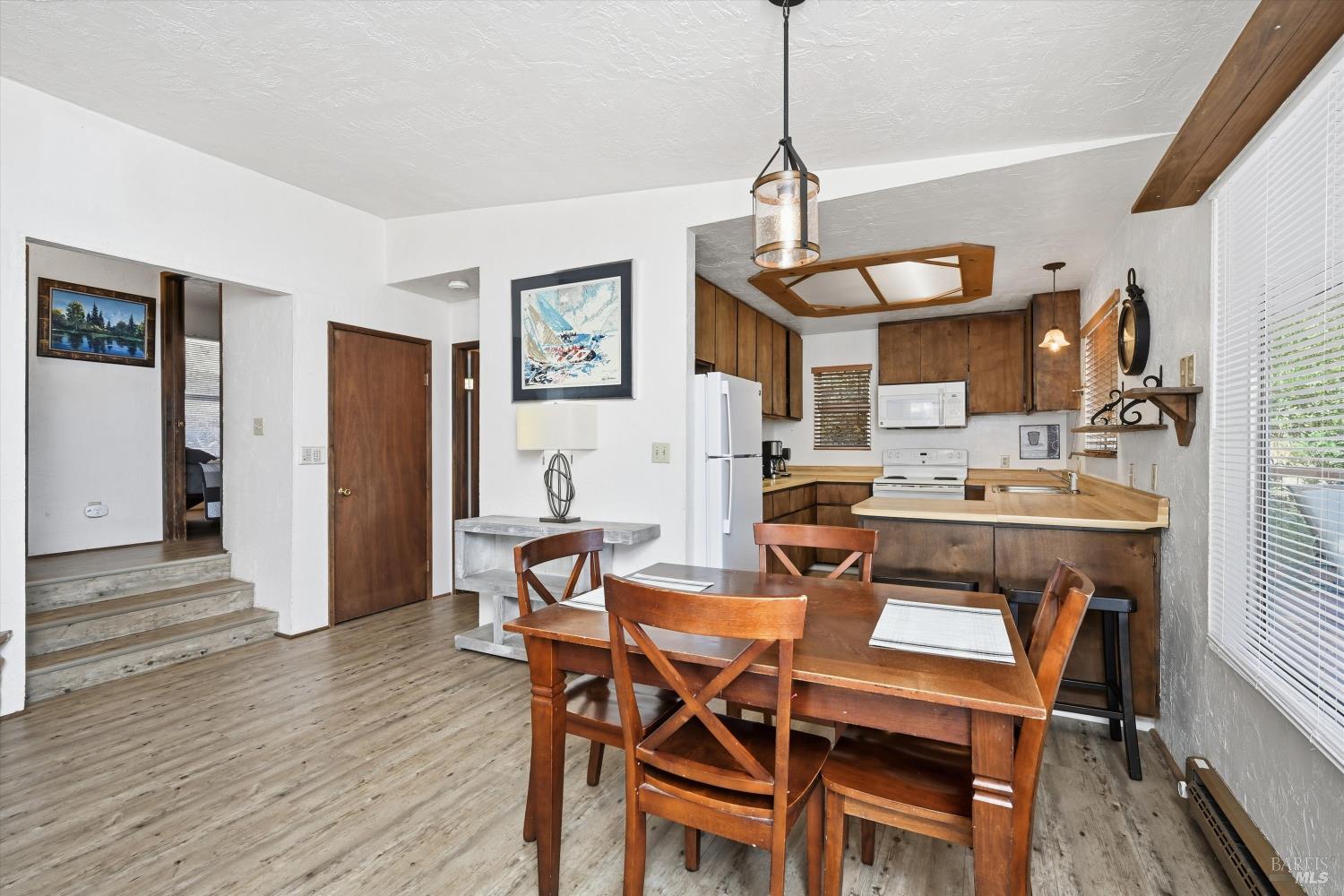 11664 Lakeview Drive Clearlake Oaks CA 95423