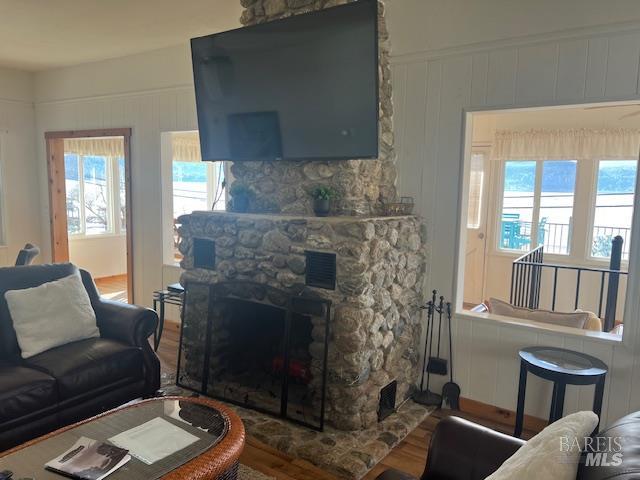12605 Lakeshore Drive Clearlake CA 95422