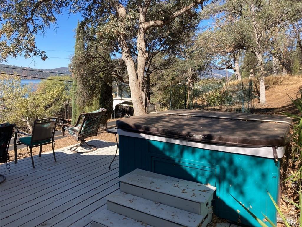 12605 Lakeshore Drive Clearlake CA 95422