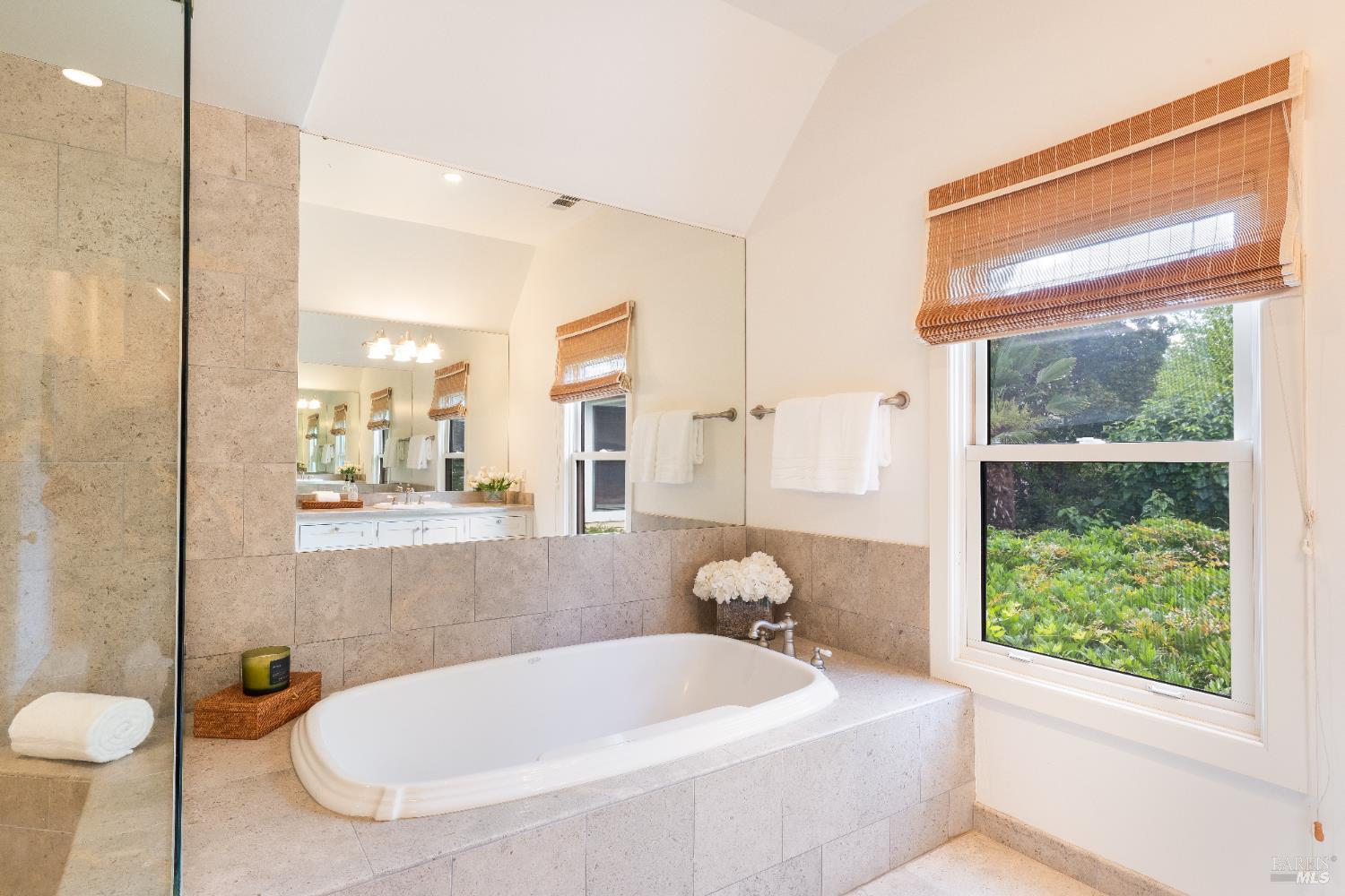 1330 Pine Street St. Helena CA 94574