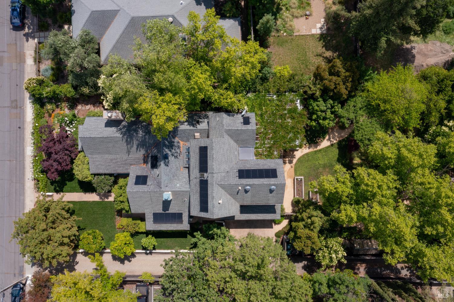 1330 Pine Street St. Helena CA 94574