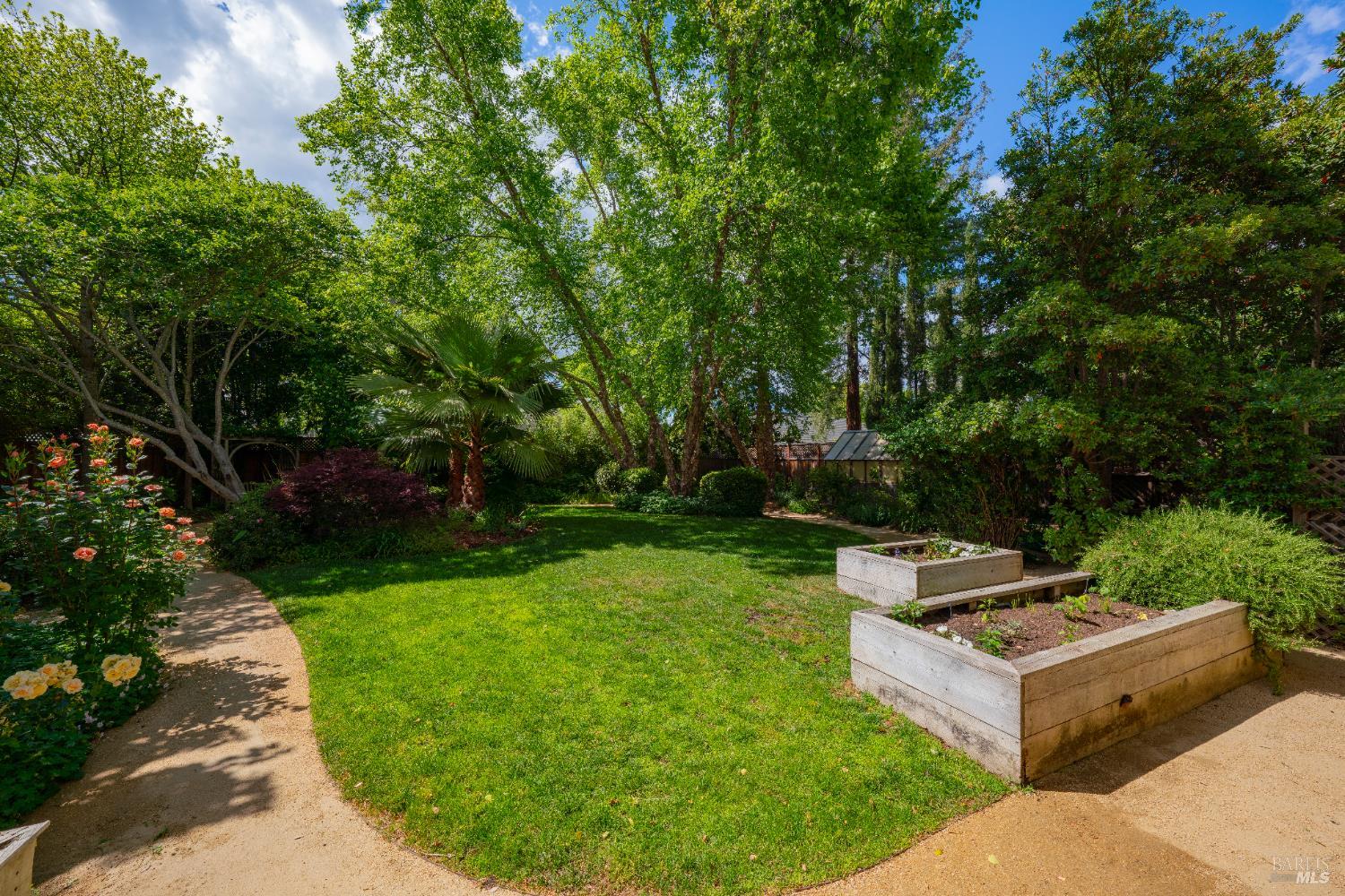 1330 Pine Street St. Helena CA 94574