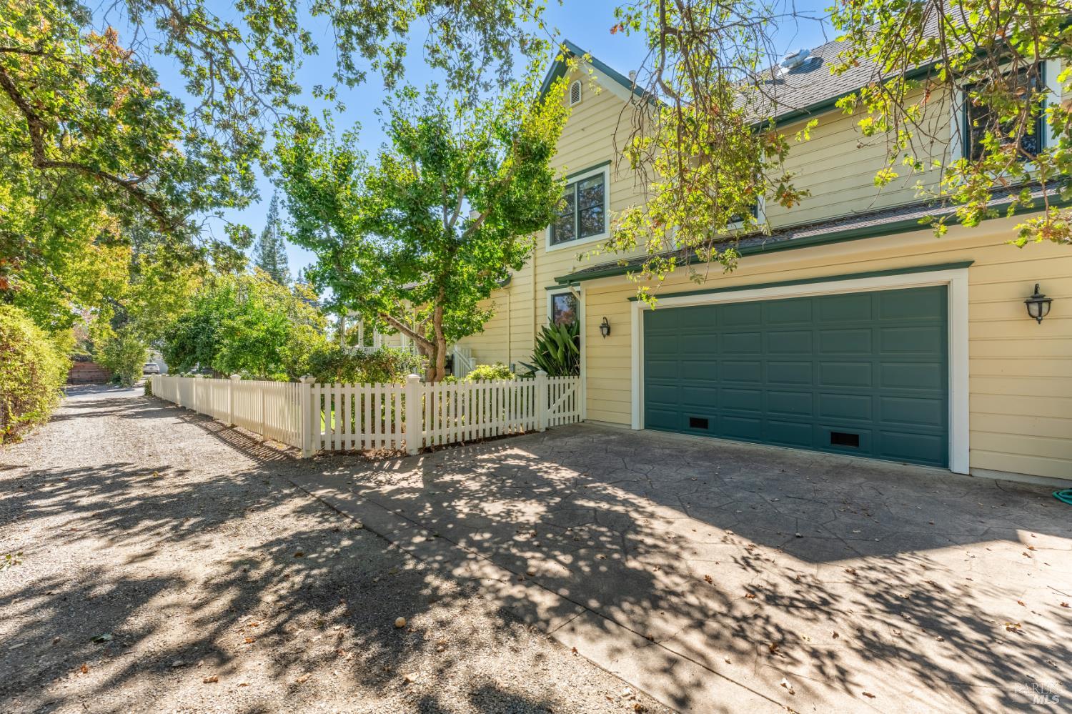 1330 Pine Street St. Helena CA 94574