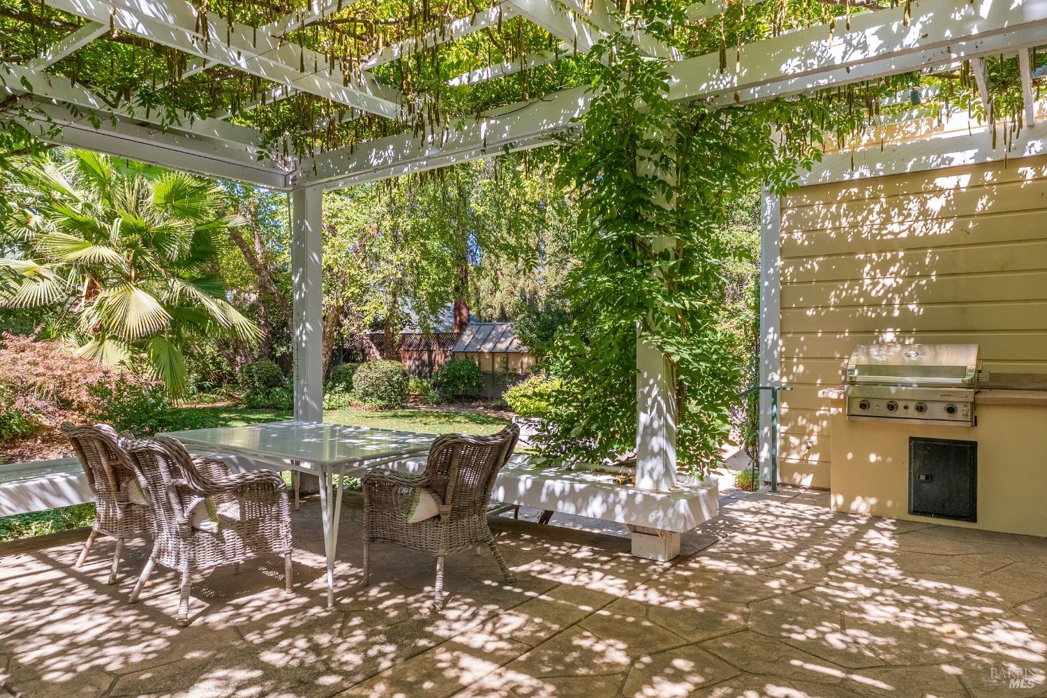 1330 Pine Street St. Helena CA 94574