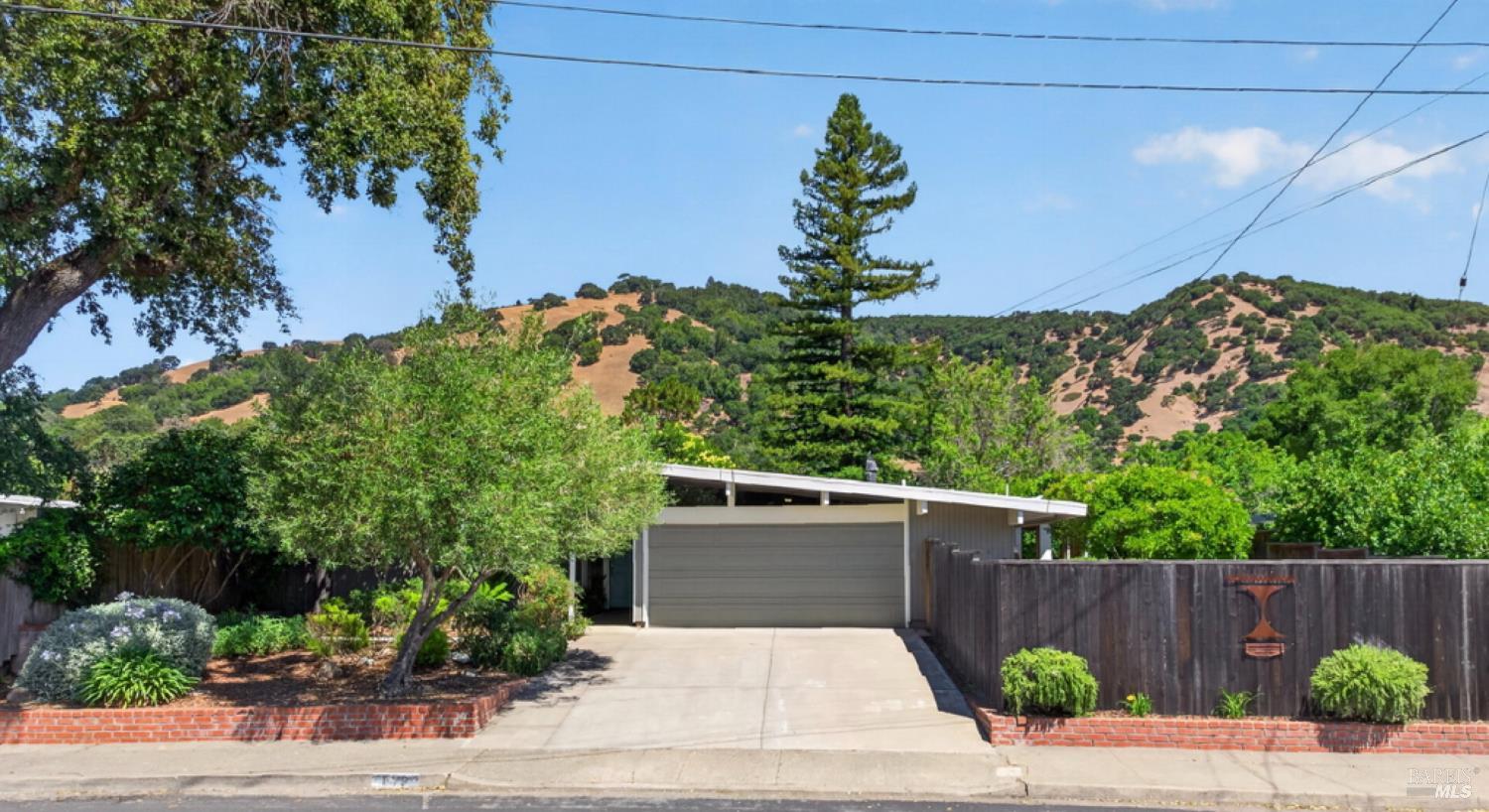 678 Appleberry Drive San Rafael CA 94903