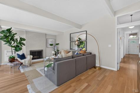 678 Appleberry Drive San Rafael CA 94903