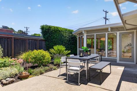 678 Appleberry Drive San Rafael CA 94903