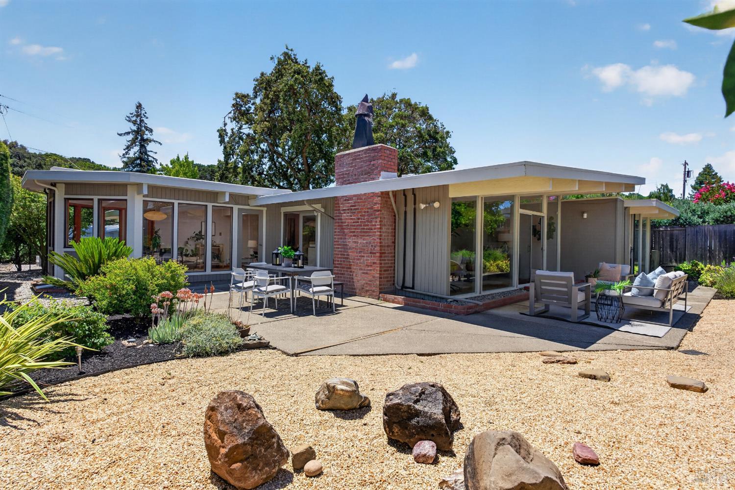 678 Appleberry Drive San Rafael CA 94903