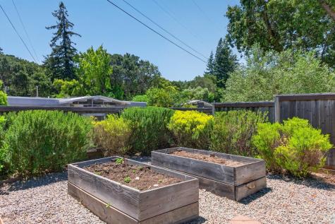 678 Appleberry Drive San Rafael CA 94903