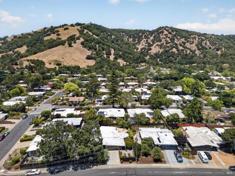 678 Appleberry Drive San Rafael CA 94903