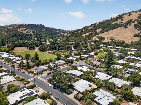678 Appleberry Drive San Rafael CA 94903