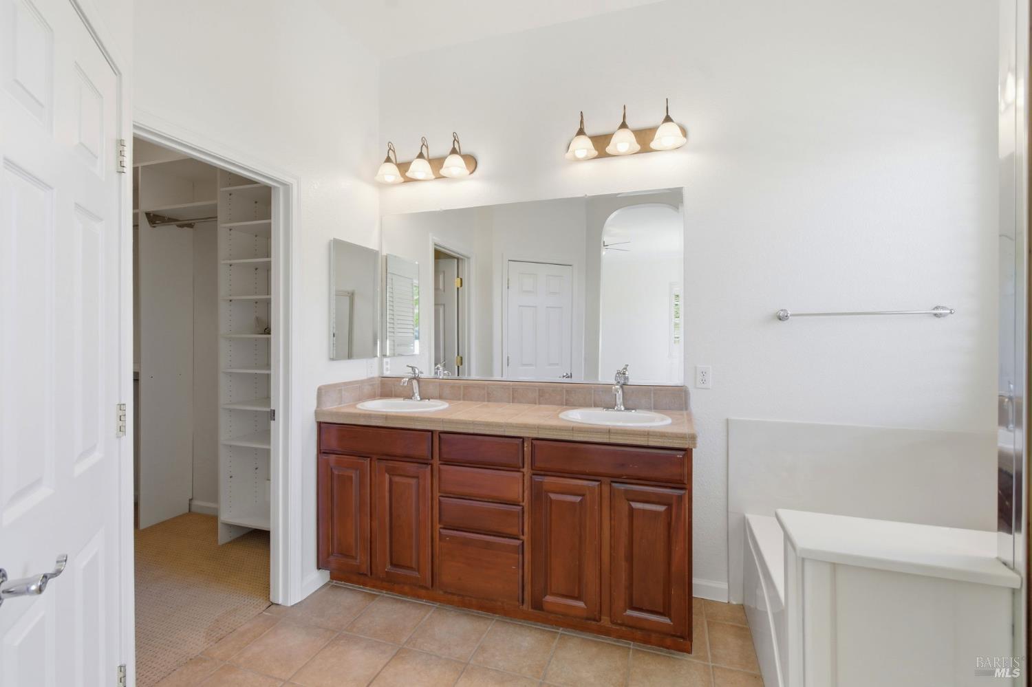 448 Three Rivers Court Vacaville CA 95688