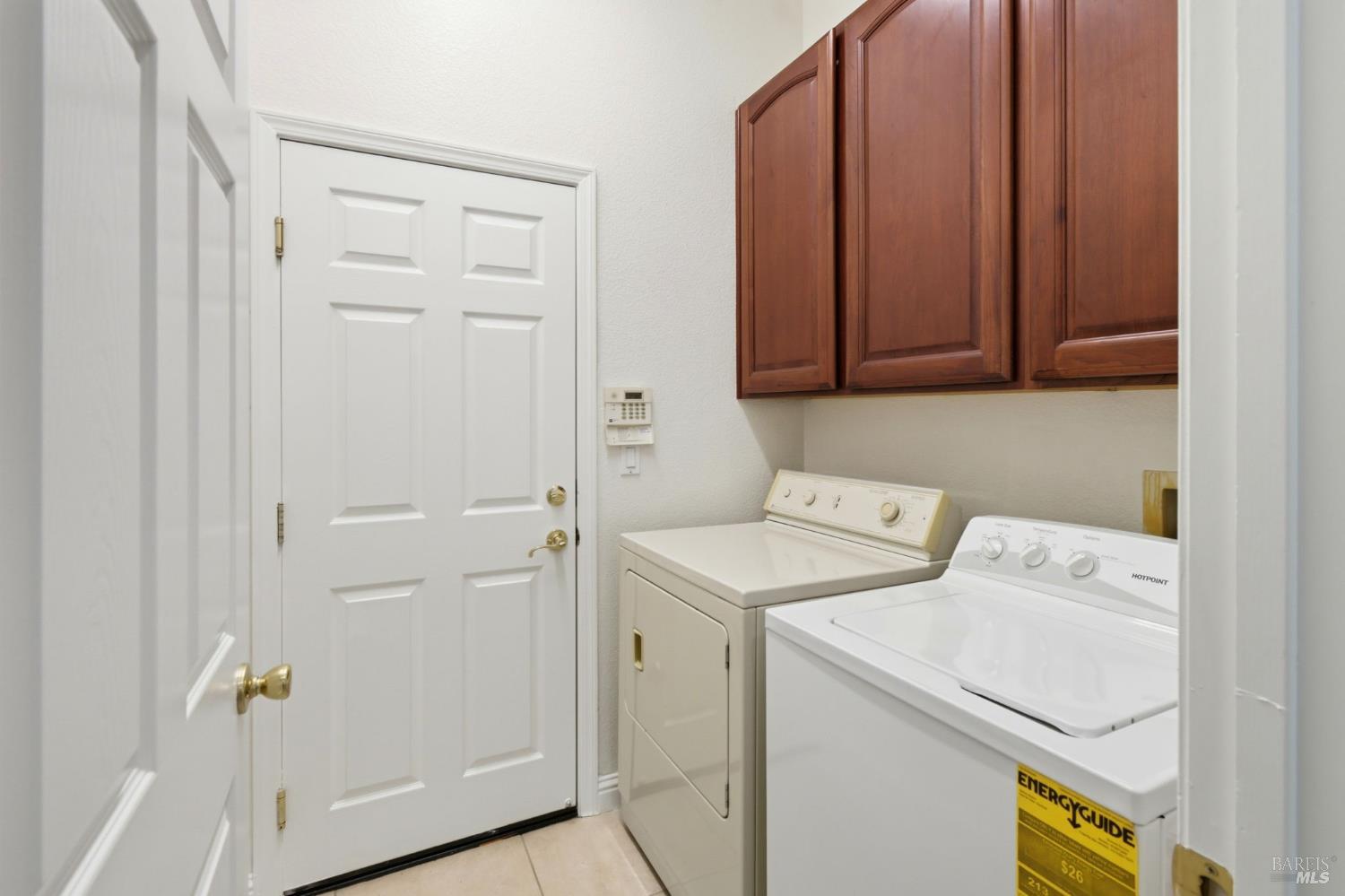 448 Three Rivers Court Vacaville CA 95688