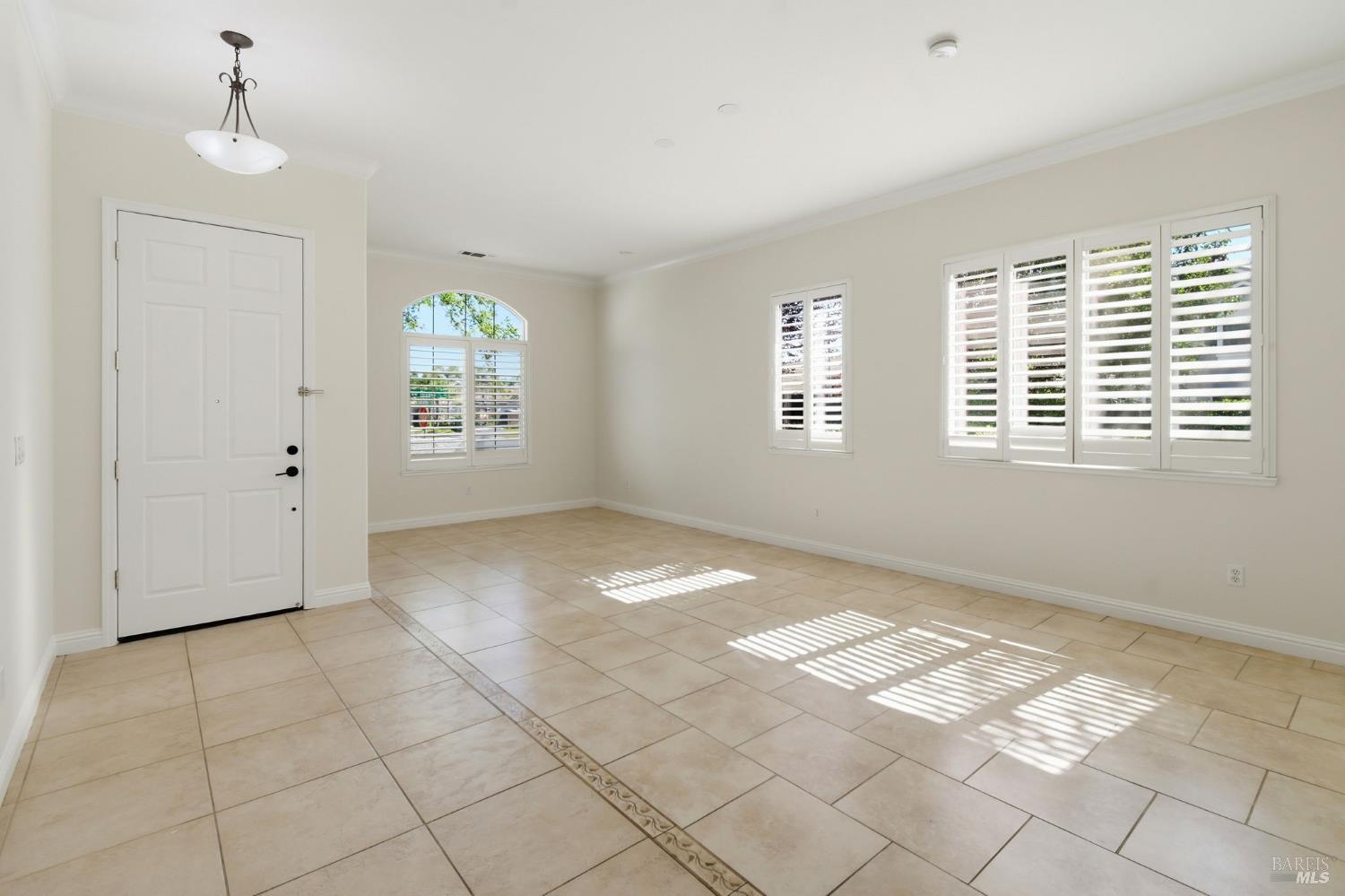 448 Three Rivers Court Vacaville CA 95688