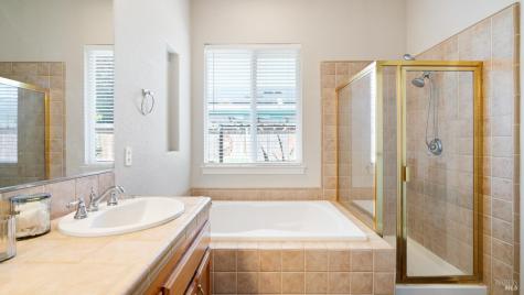 1168 Vintage Greens Drive Windsor CA 95492