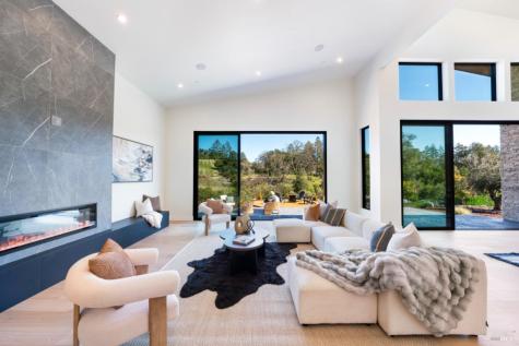 1890 Lawndale Road Kenwood CA 95452