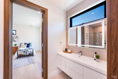 1890 Lawndale Road Kenwood CA 95452