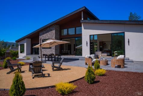 1890 Lawndale Road Kenwood CA 95452